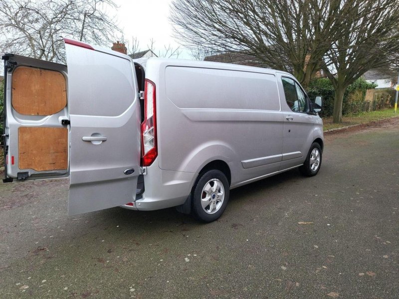 FORD TRANSIT CUSTOM