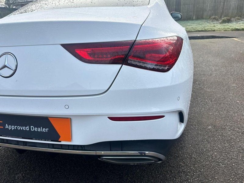 MERCEDES-BENZ CLA