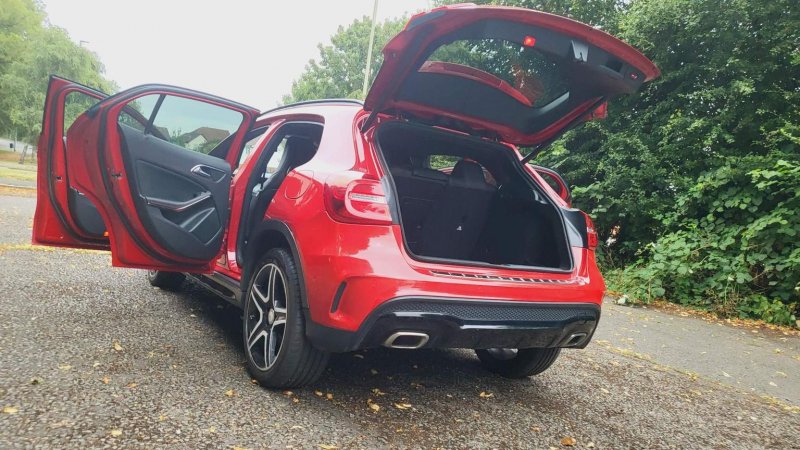 MERCEDES-BENZ GLA CLASS