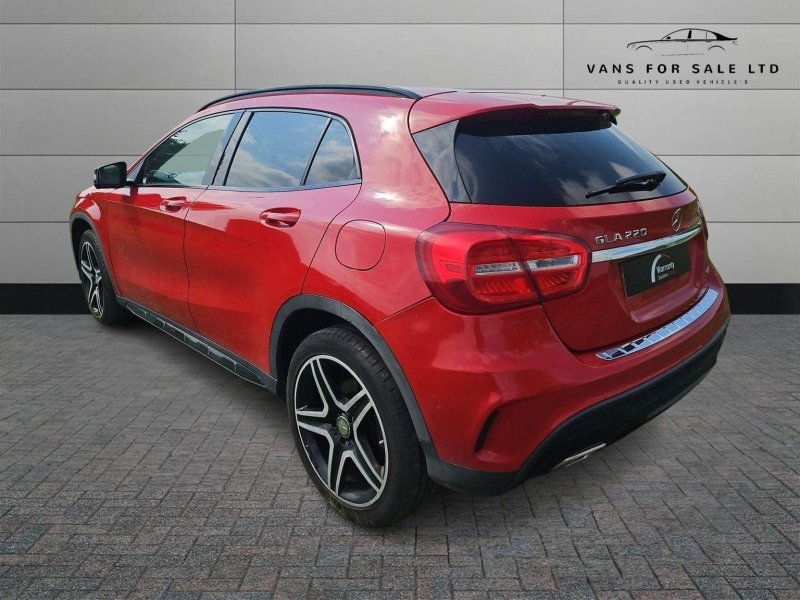 MERCEDES-BENZ GLA CLASS