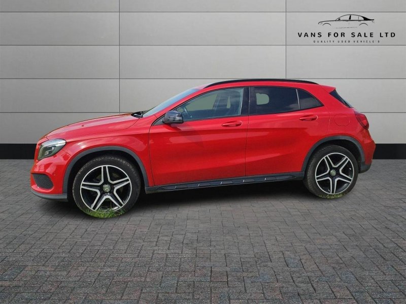 MERCEDES-BENZ GLA CLASS