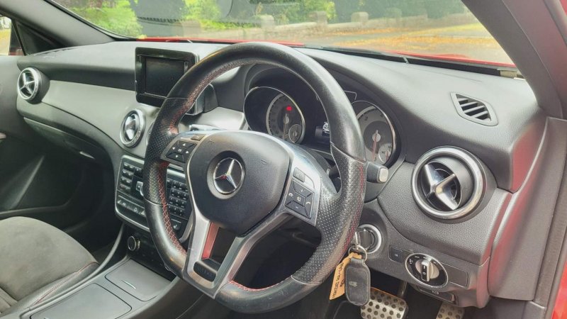 MERCEDES-BENZ GLA CLASS