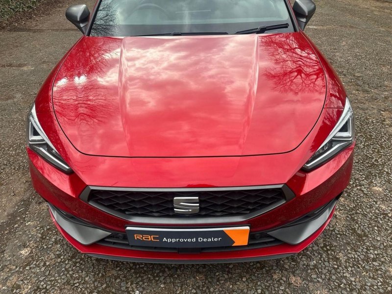 SEAT LEON