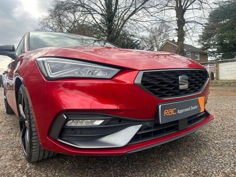 SEAT LEON