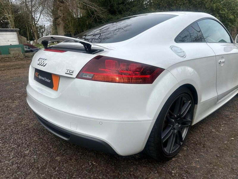 AUDI TT