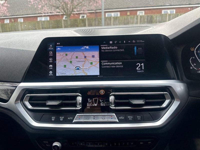 BMW 3 SERIES