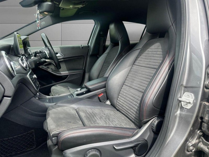 MERCEDES-BENZ GLA CLASS