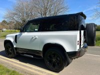 LAND ROVER DEFENDER 90