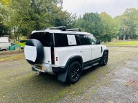 LAND ROVER DEFENDER 110