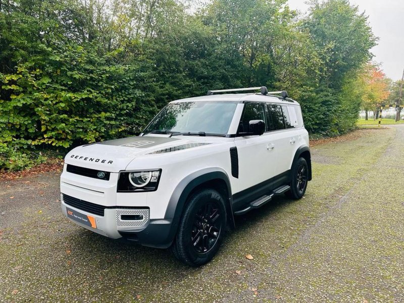 LAND ROVER DEFENDER 110