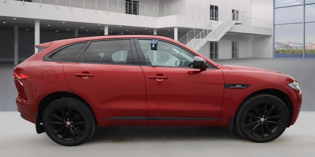 2016 Jaguar F-pace